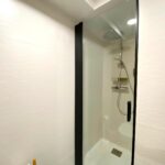 21600282-3.jpg