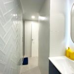 21600297-3.jpg